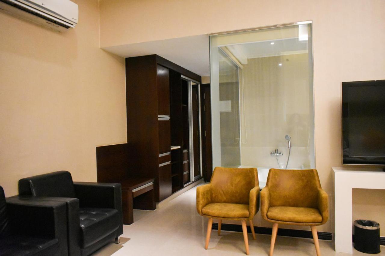 Mg Grand Hotel Olongapo City Exteriör bild