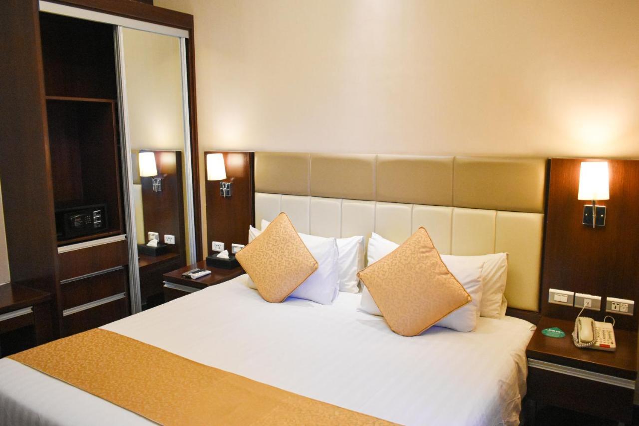 Mg Grand Hotel Olongapo City Exteriör bild