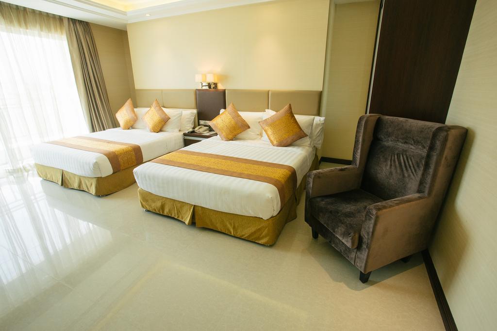 Mg Grand Hotel Olongapo City Exteriör bild